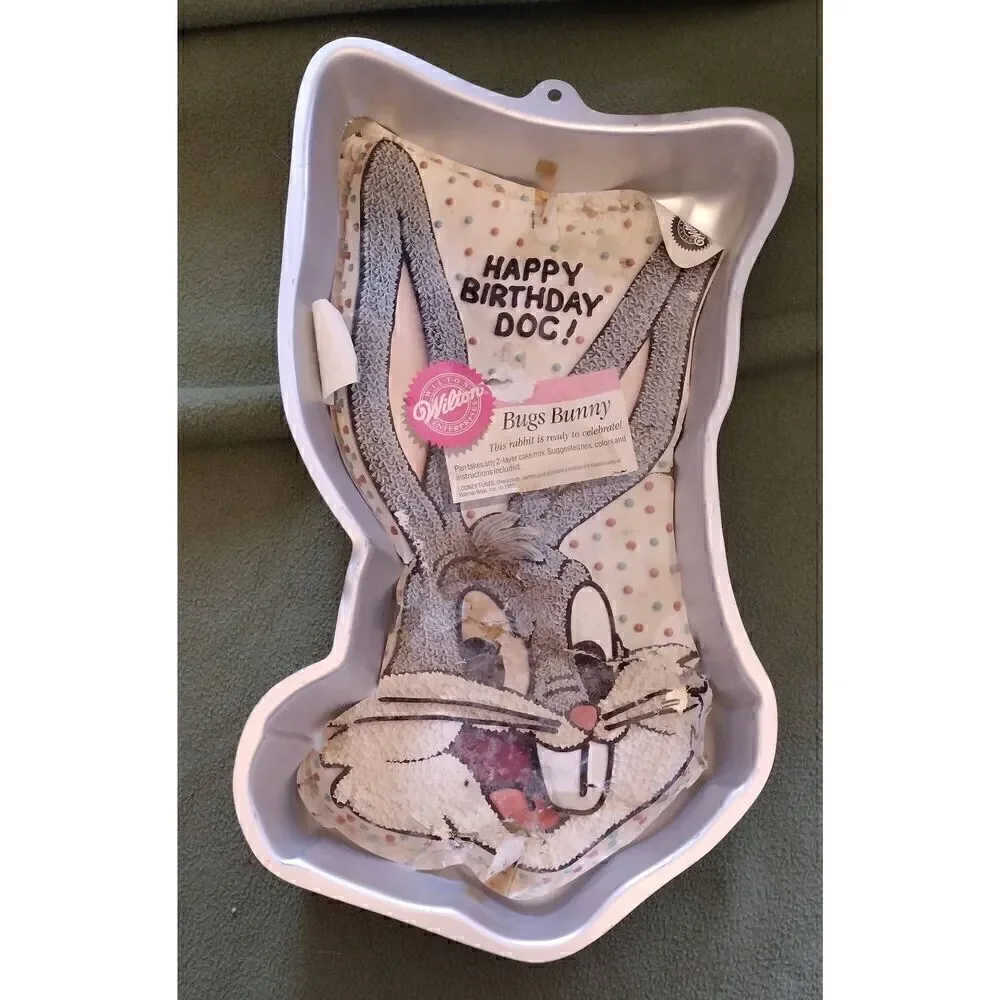BUGS BUNNY NEW Wilton 2105-2553 Bugs Bunny Cake Pan Mold w/Instructions (instruc